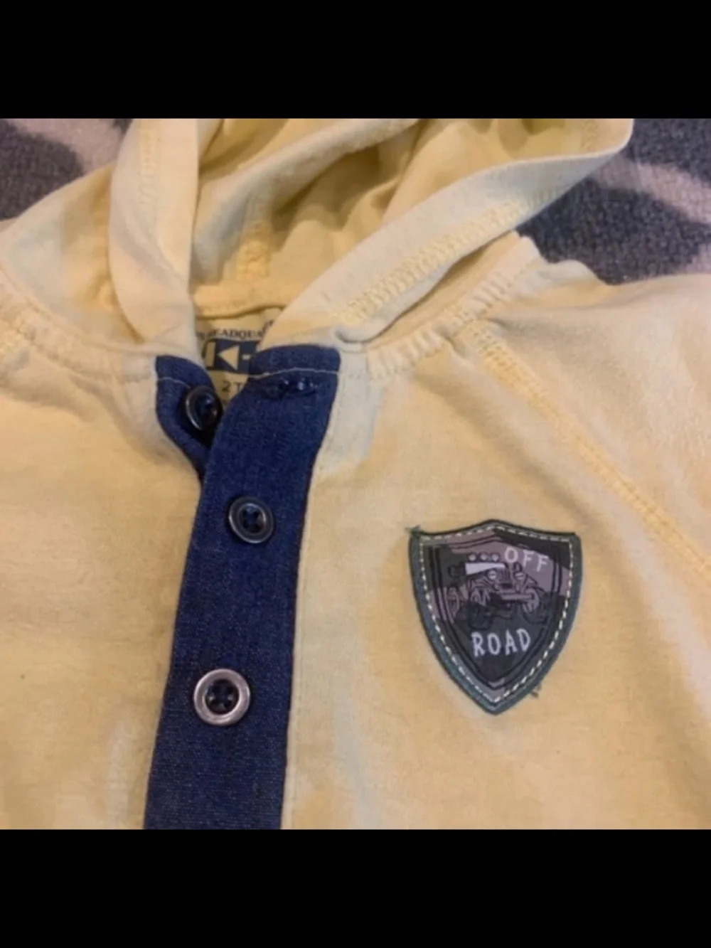 Boys 2t clothing shirt bundle